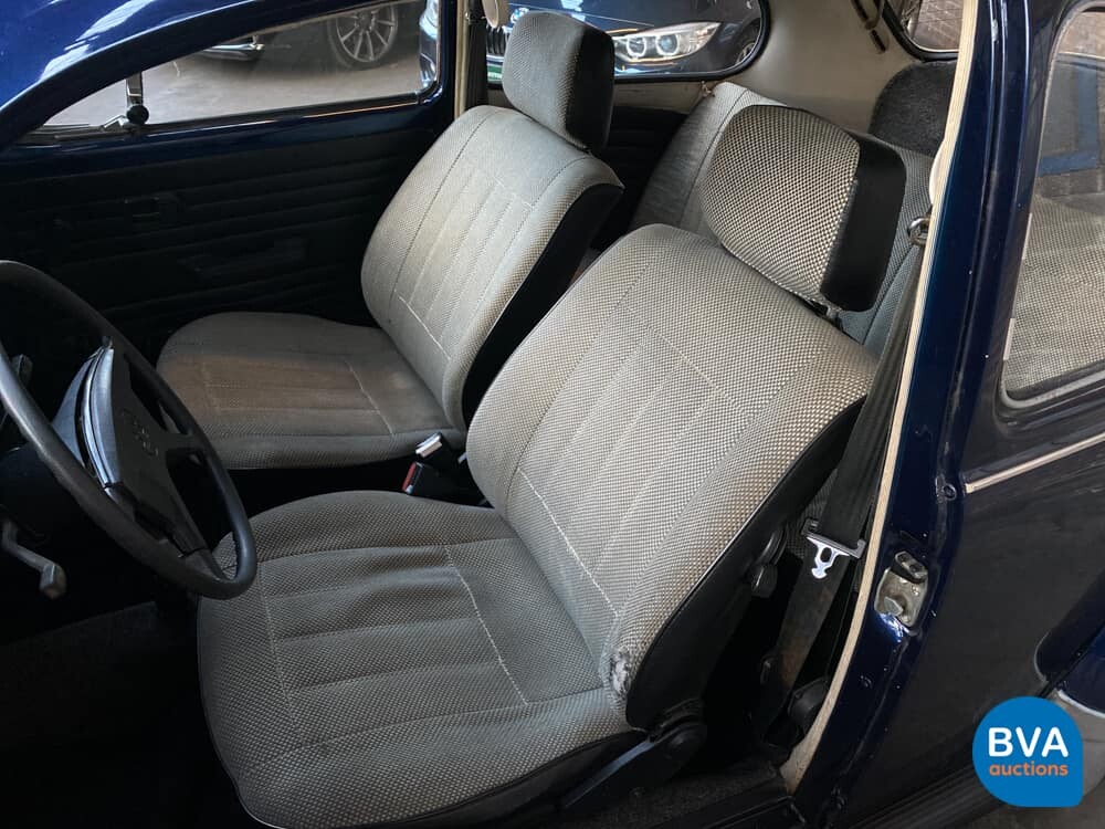 Volkswagen Beetle Winter Beetle Ice Blue 41pk 1984, KR-94-VV.