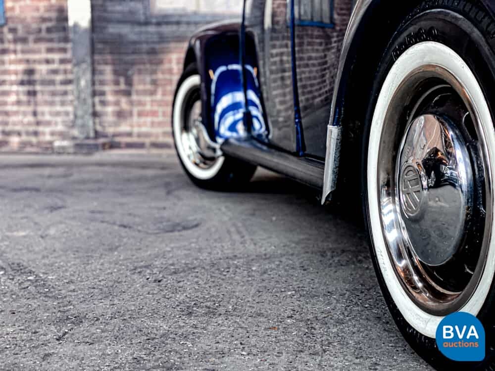 Volkswagen Beetle Winter Beetle Ice Blue 41pk 1984, KR-94-VV.