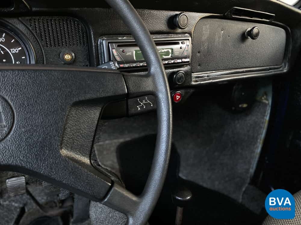 Volkswagen Beetle Winter Beetle Ice Blue 41pk 1984, KR-94-VV.