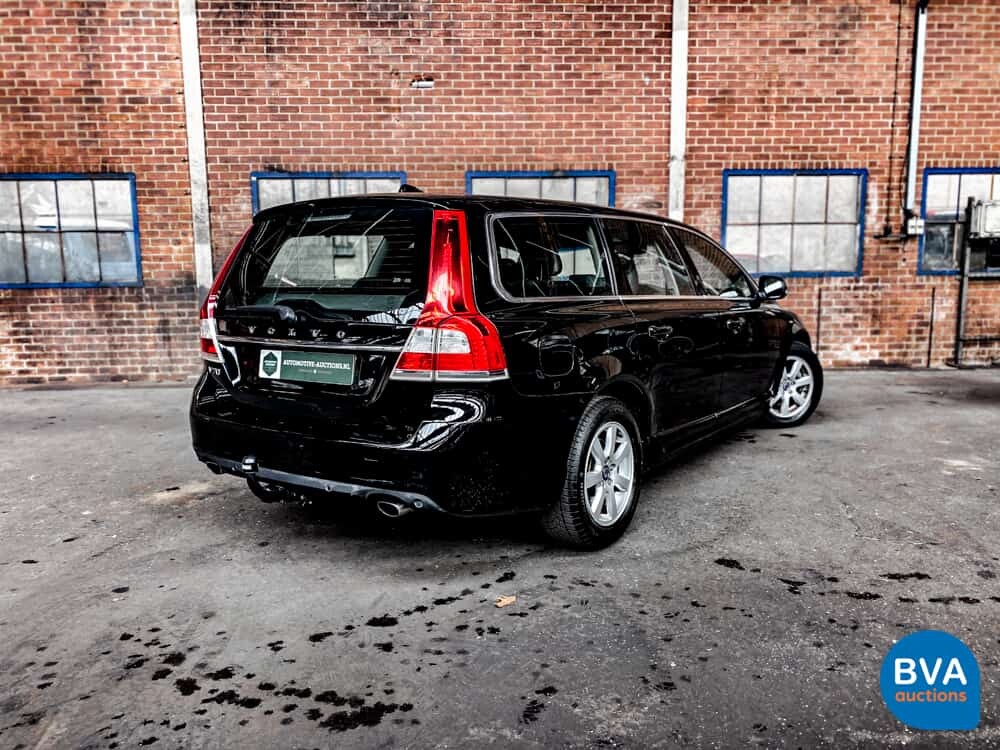 Volvo V702.0 T5 Kinetic 245pk Automatik 2014, TD-278-R