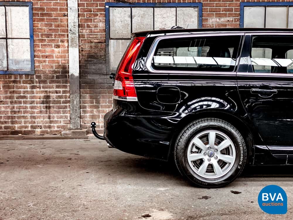 Volvo V702.0 T5 Kinetic 245pk Automatik 2014, TD-278-R