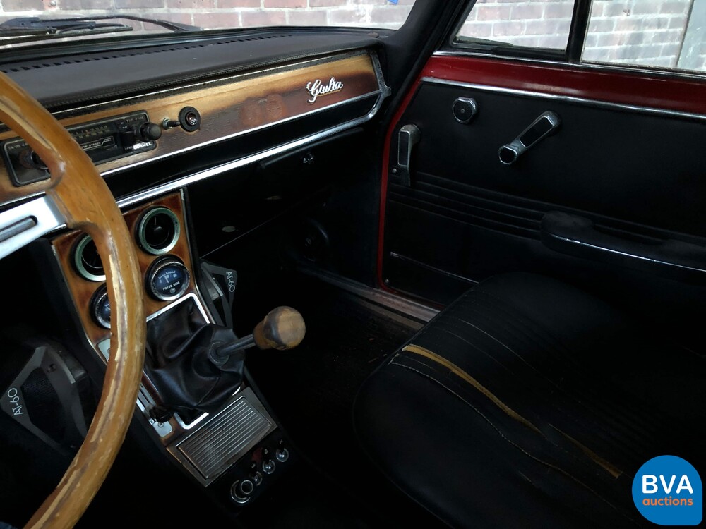 Alfa Romeo Giulia 1.6 102hp Orig.NL 1976, 76-MK-87.