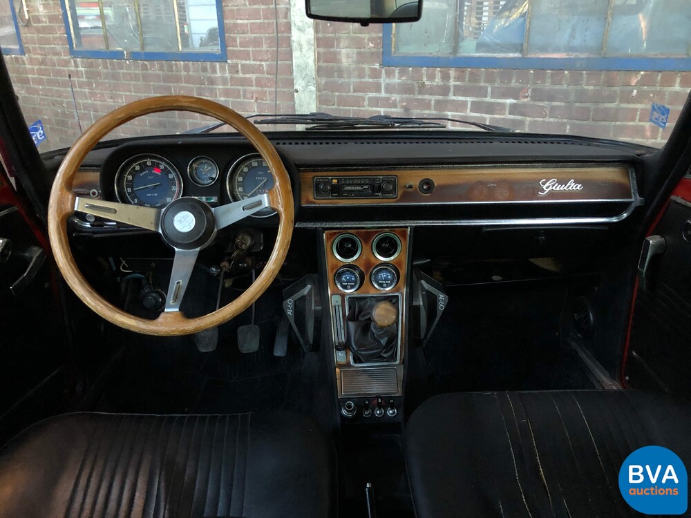 Alfa Romeo Giulia 1.6 102hp Orig.NL 1976, 76-MK-87.