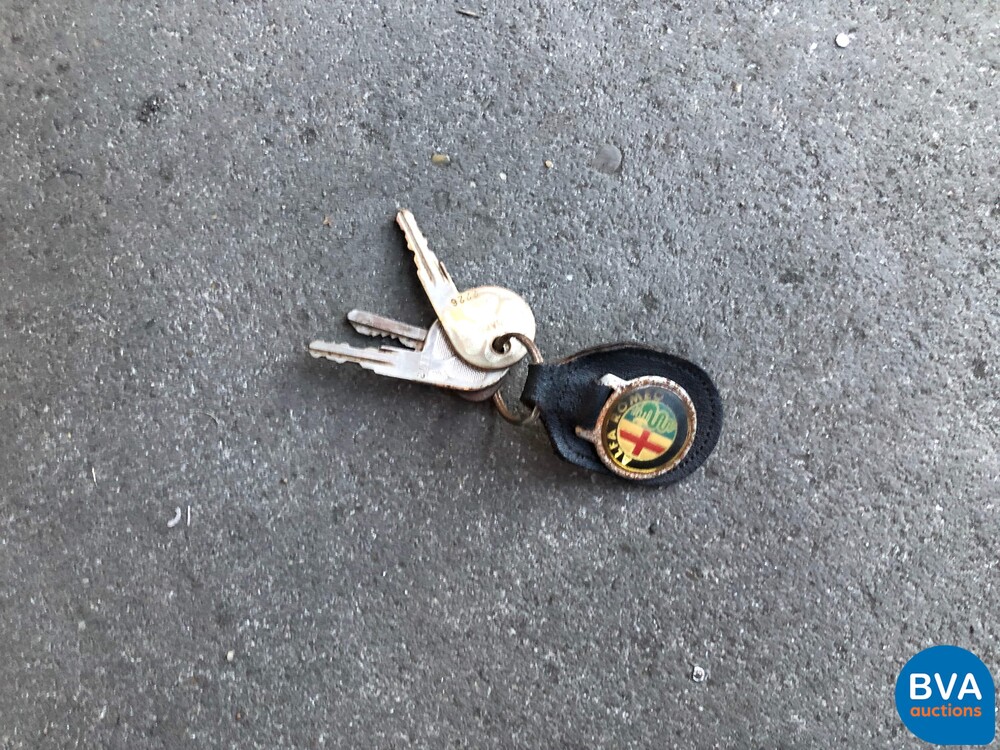 Alfa Romeo Giulia 1.6 102hp Orig.NL 1976, 76-MK-87.