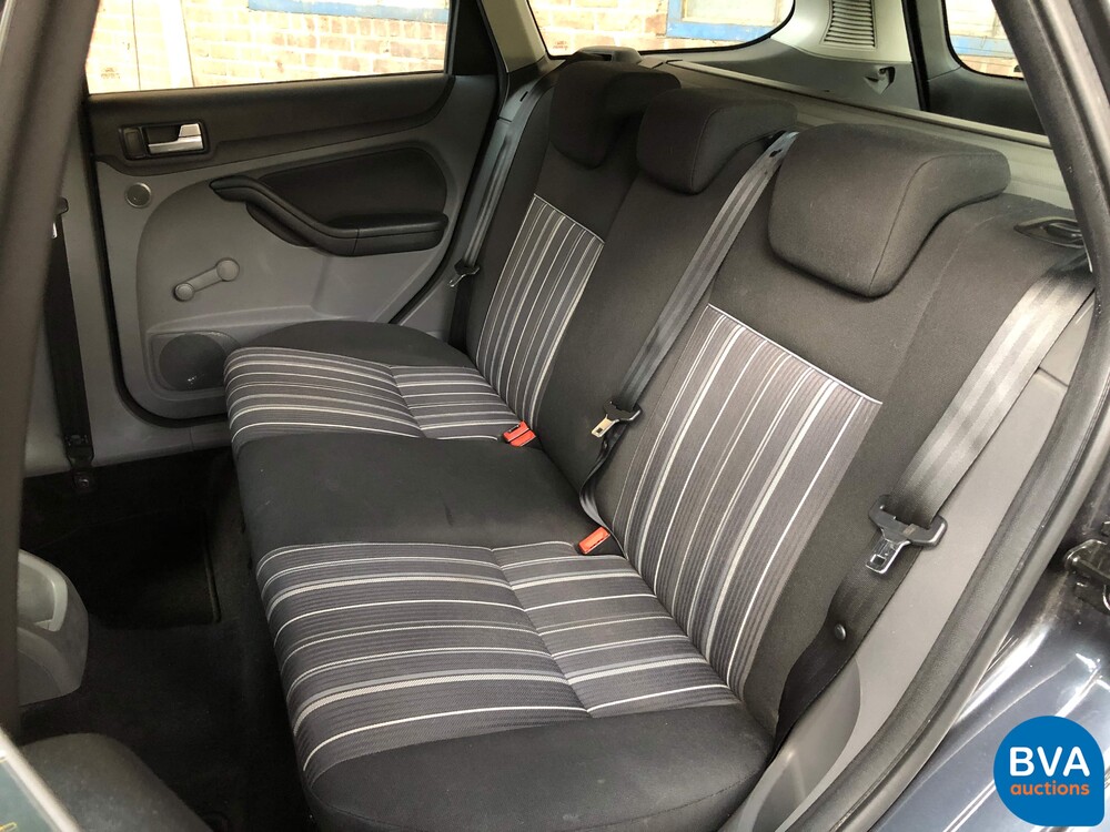 Ford Focus Wagon 1.6 Comfort 101hp 2010, PL-391-P.