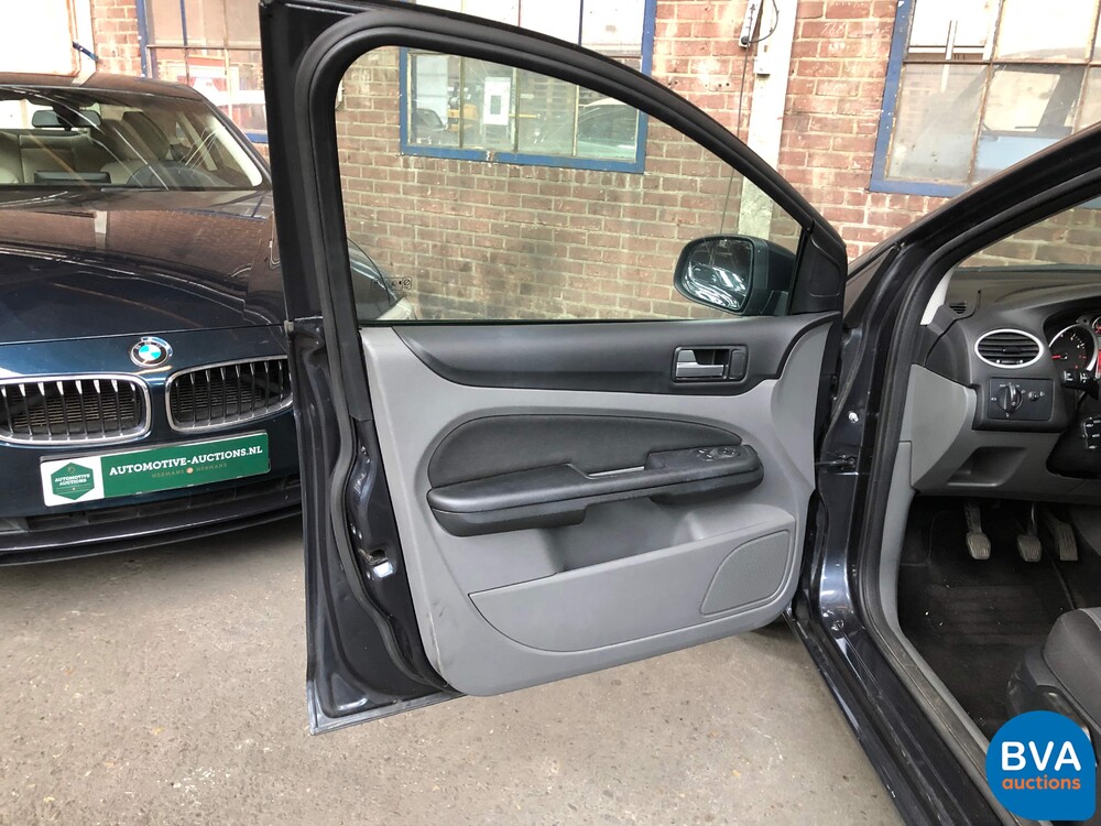 Ford Focus Wagon 1.6 Comfort 101hp 2010, PL-391-P.