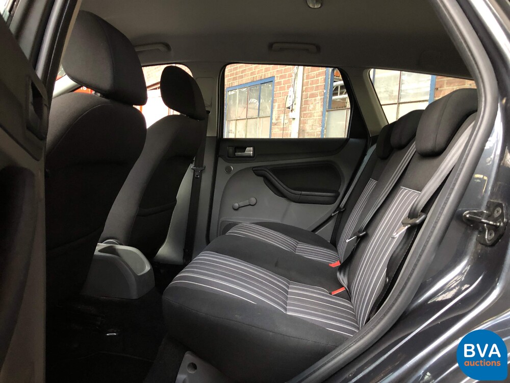 Ford Focus Wagon 1.6 Comfort 101hp 2010, PL-391-P.