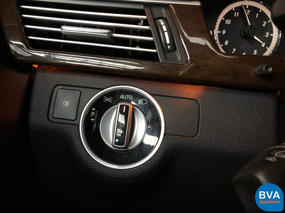 Mercedes-Benz E-Class Estate E300 3.0 CDI V6 Elegance 231hp -71000km!-, XP-299-N.