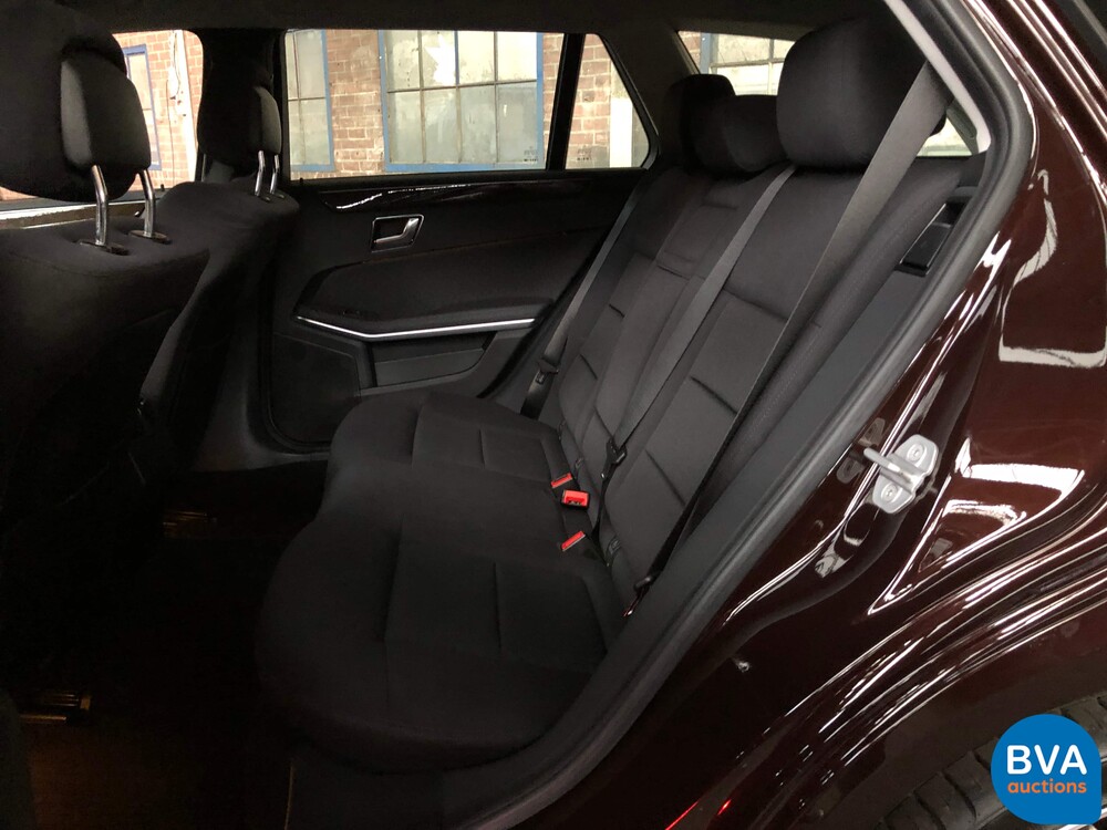 Mercedes-Benz E-Class Estate E300 3.0 CDI V6 Elegance 231hp -71000km!-, XP-299-N.