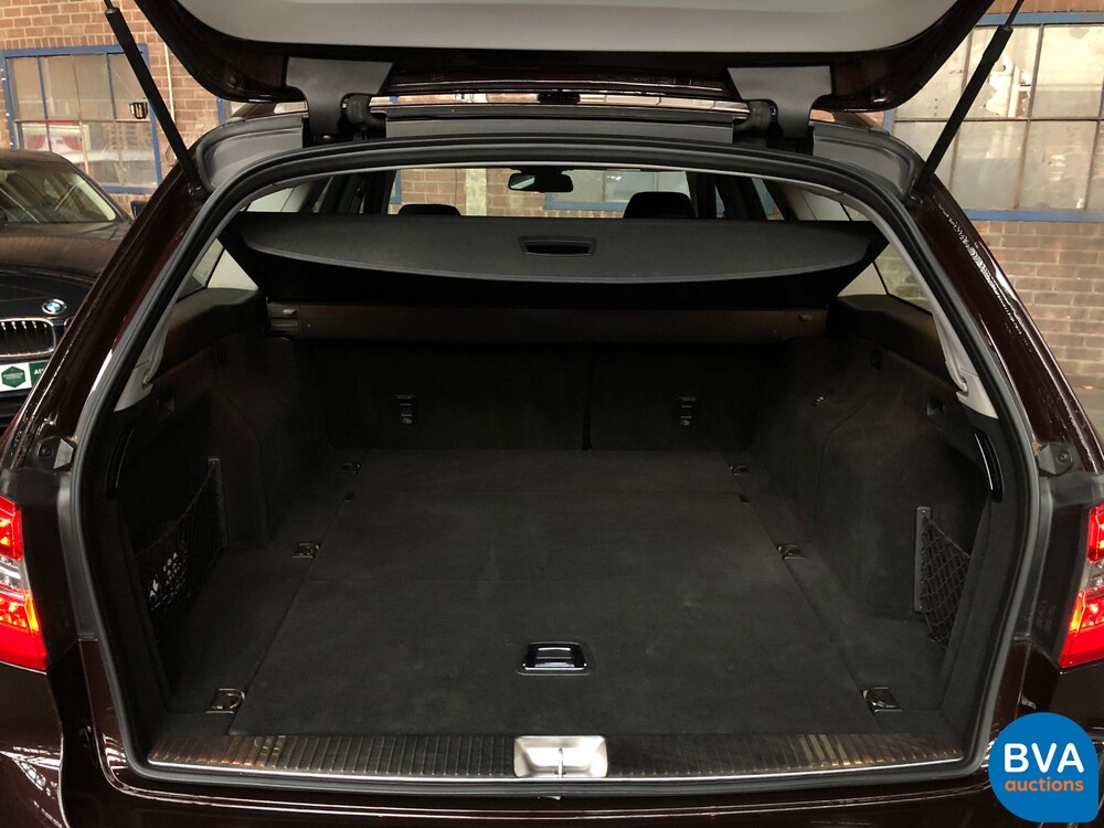 Mercedes-Benz E-Class Estate E300 3.0 CDI V6 Elegance 231hp -71000km!-, XP-299-N.