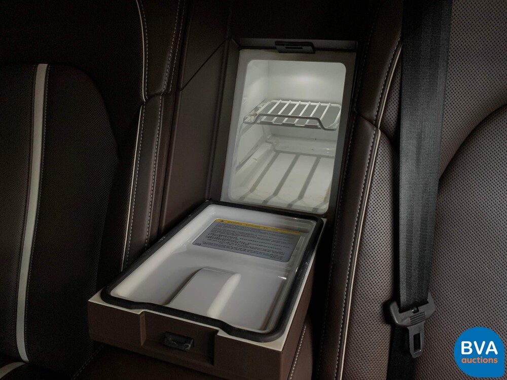 Audi A8 4.2 FSI Quattro Pro Line V8 372 PS 2011.