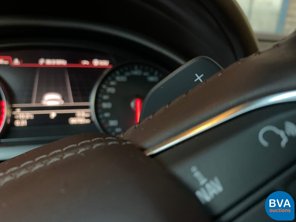 Audi A8 4.2 FSI Quattro Pro Line V8 372 PS 2011.