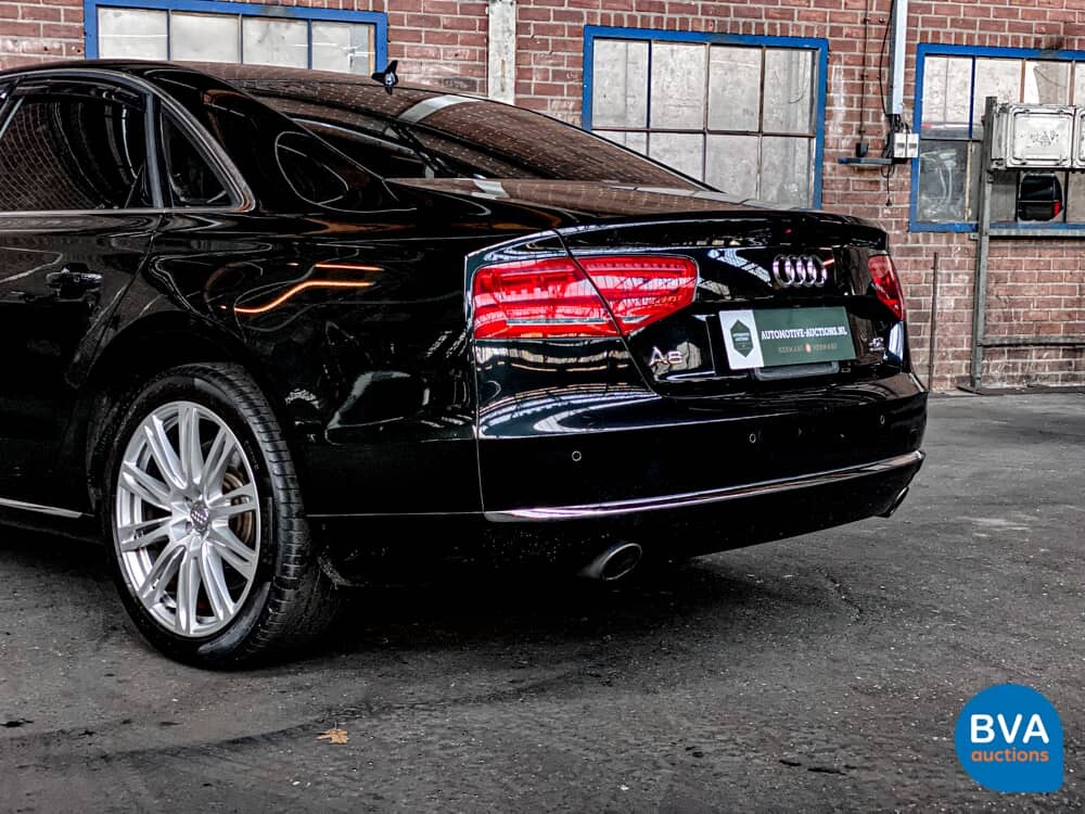Audi A8 4.2 FSI Quattro Pro Line V8 372 PS 2011.