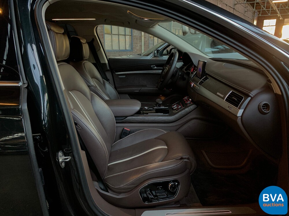 Audi A8 4.2 FSI Quattro Pro Line V8 372 PS 2011.