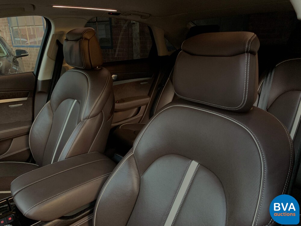 Audi A8 4.2 FSI Quattro Pro Line V8 372 PS 2011.