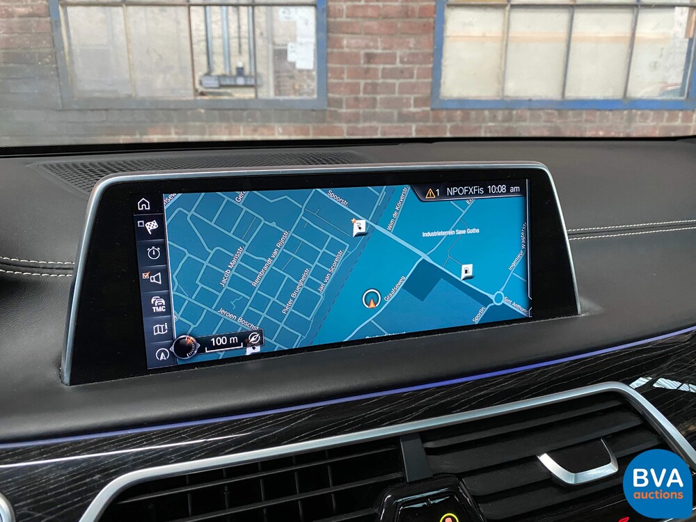 BMW 740e M-Sport 326pk Hybrid 2016 iPerformance Individual 7er, NL-Zulassung.