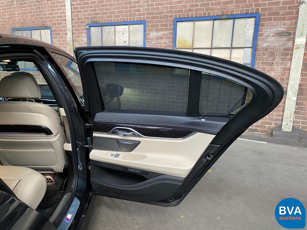 BMW 740e M-Sport 326pk Hybrid 2016 iPerformance Individual 7er, NL-Zulassung.