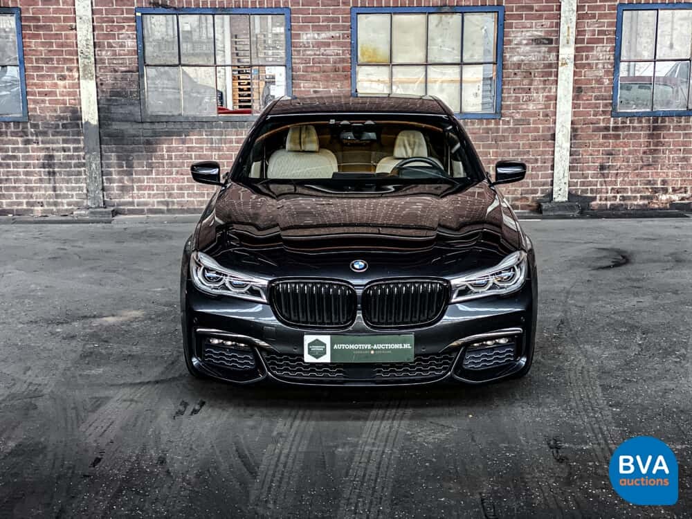 BMW 740e M-Sport 326pk Hybrid 2016 iPerformance Individual 7er, NL-Zulassung.