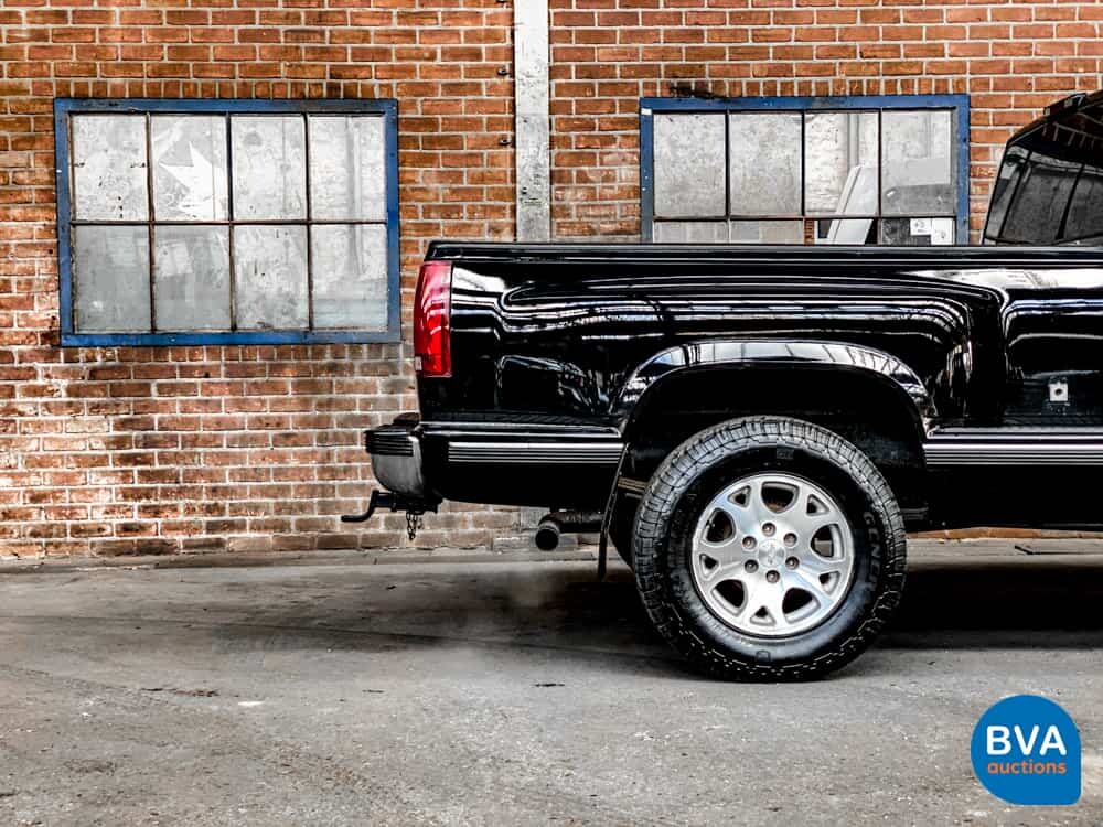 Chevrolet Silverado K1500 5.7 V8 4x4 255 PS 1997.