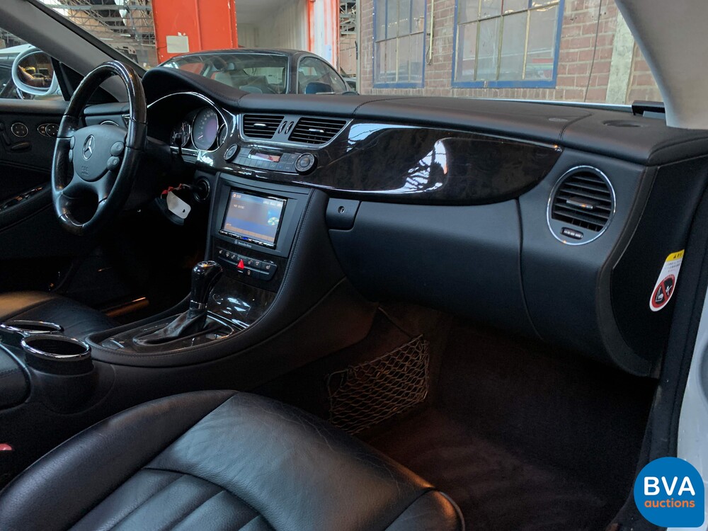 Mercedes-Benz CLS500 5.0 V8 306 PS CLS-Klasse 2007.