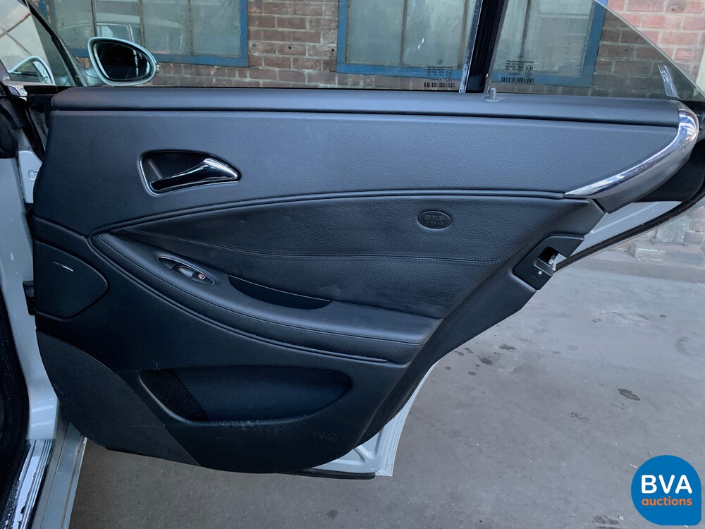 Mercedes-Benz CLS500 5.0 V8 306 PS CLS-Klasse 2007.