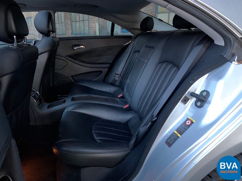 Mercedes-Benz CLS500 5.0 V8 306 PS CLS-Klasse 2007.