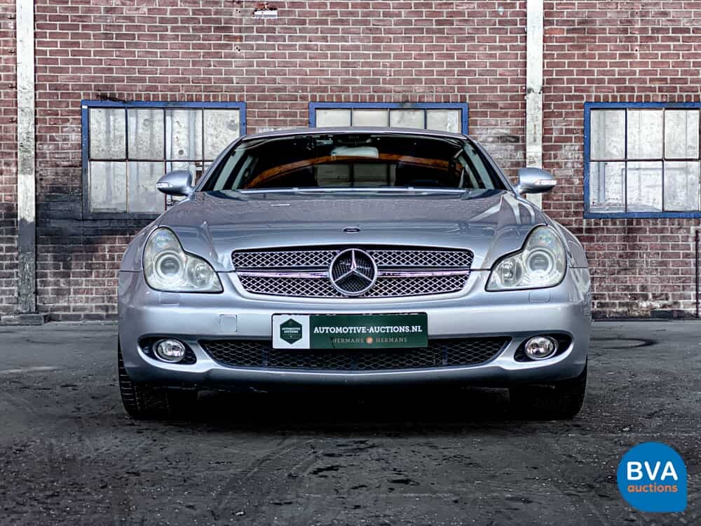 Mercedes-Benz CLS500 5.0 V8 306 PS CLS-Klasse 2007.