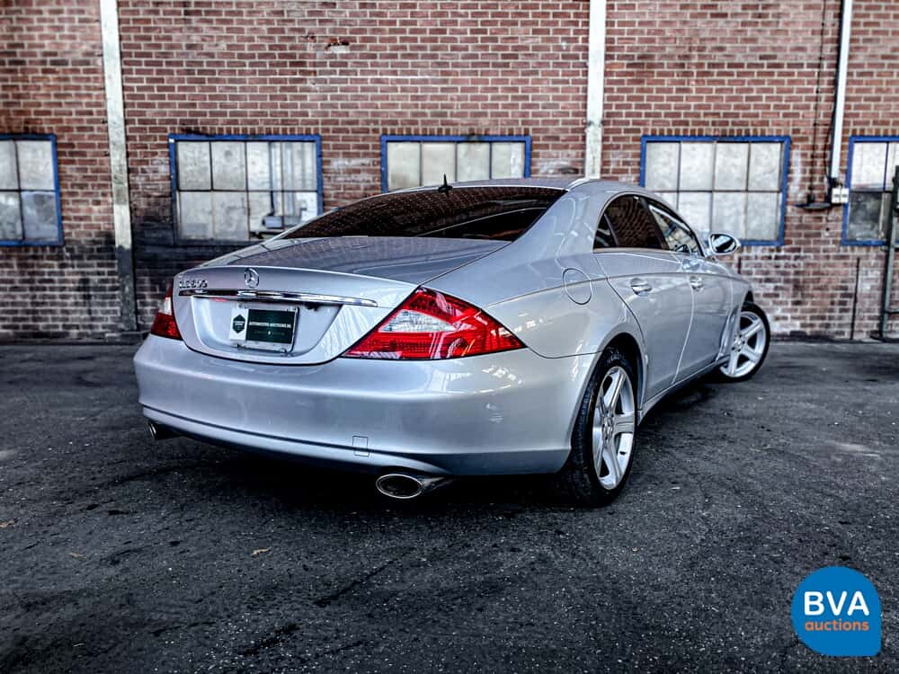 Mercedes-Benz CLS500 5.0 V8 306 PS CLS-Klasse 2007.