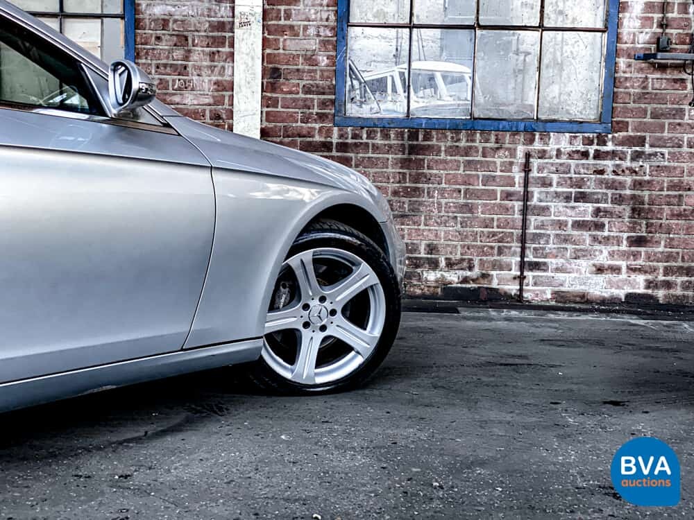 Mercedes-Benz CLS500 5.0 V8 306 PS CLS-Klasse 2007.