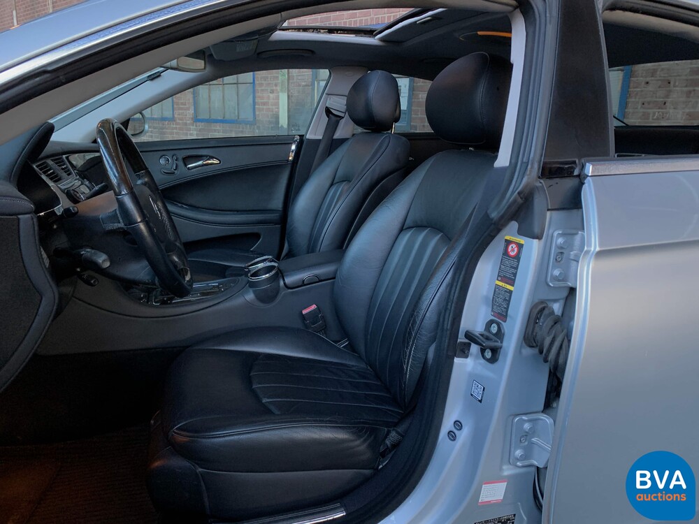 Mercedes-Benz CLS500 5.0 V8 306 PS CLS-Klasse 2007.