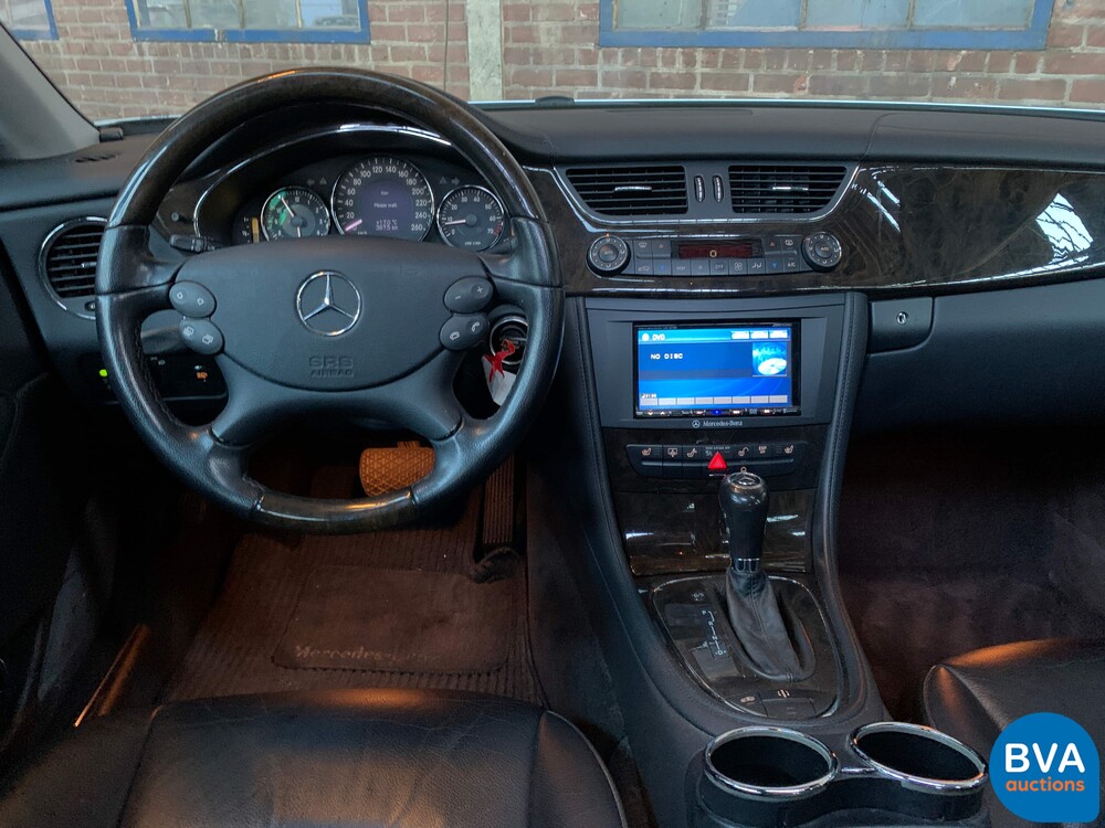 Mercedes-Benz CLS500 5.0 V8 306 PS CLS-Klasse 2007.