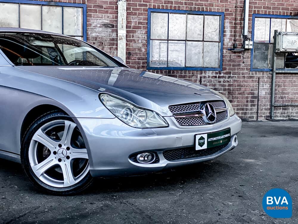 Mercedes-Benz CLS500 5.0 V8 306 PS CLS-Klasse 2007.