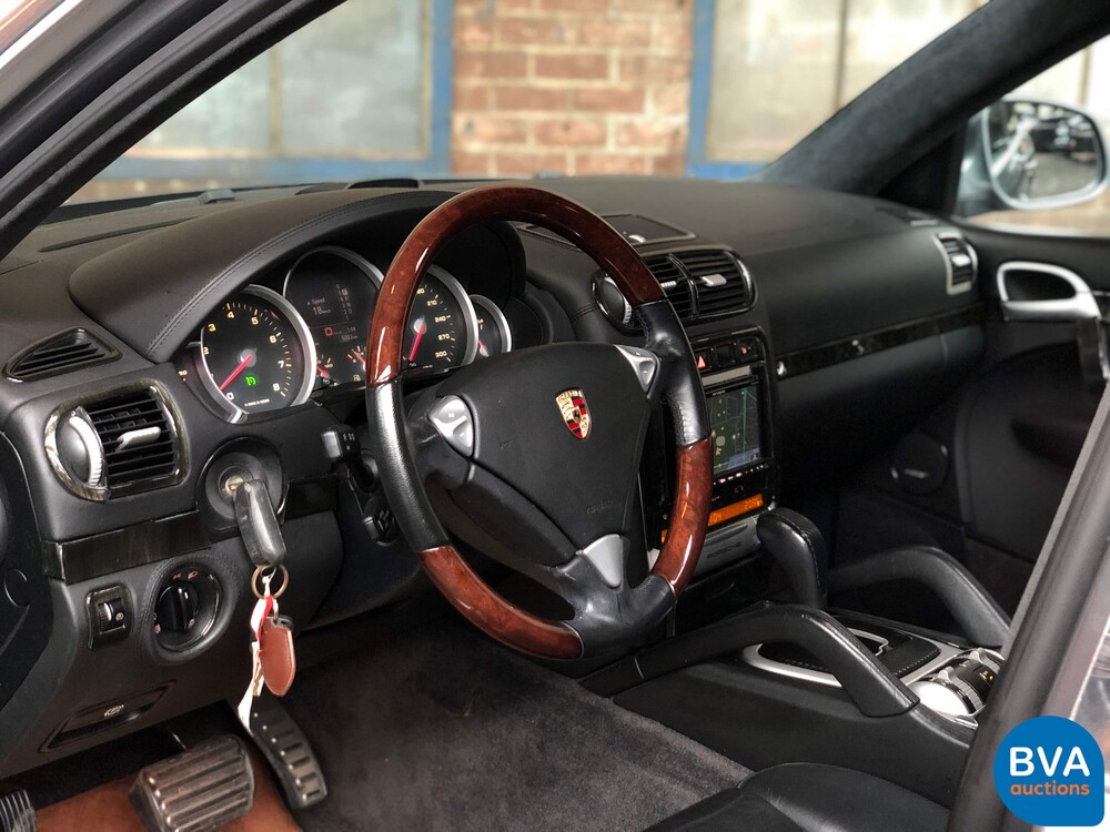 Porsche Cayenne Turbo 4.5 V8 450 PS 2003 -YOUNGTIMER-.