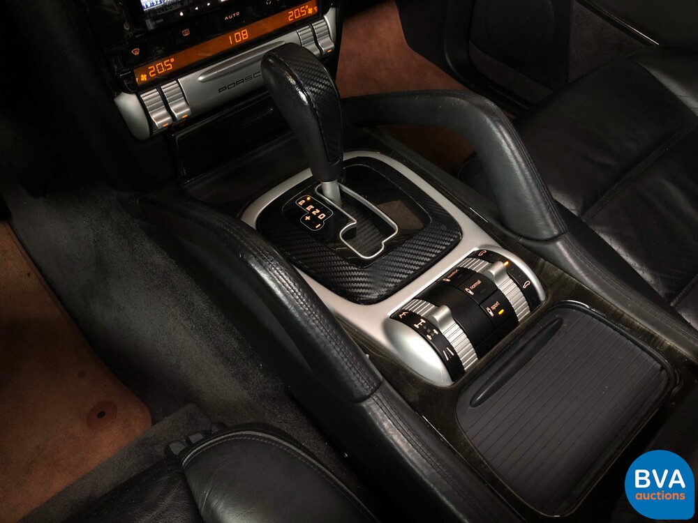 Porsche Cayenne Turbo 4.5 V8 450 PS 2003 -YOUNGTIMER-.