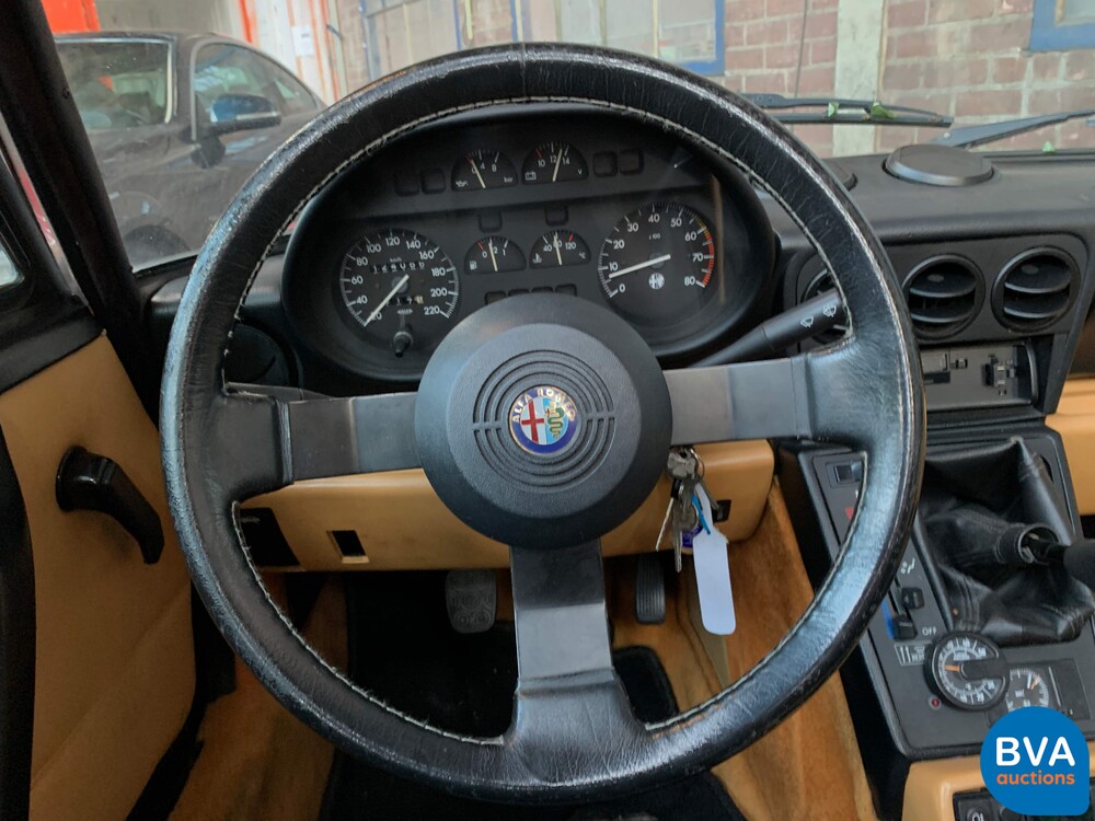 Alfa Romeo Spider 2.0 117hp 1991 -Org. NL-, YZ-30-YF.