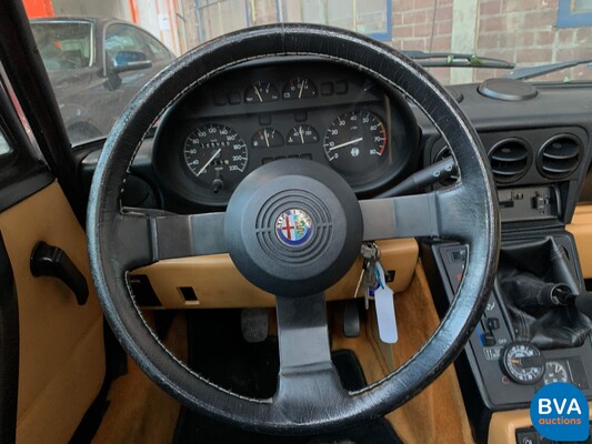 Alfa Romeo Spider 2.0 117 PS 1991 -Org. NL-, YZ-30-YF.