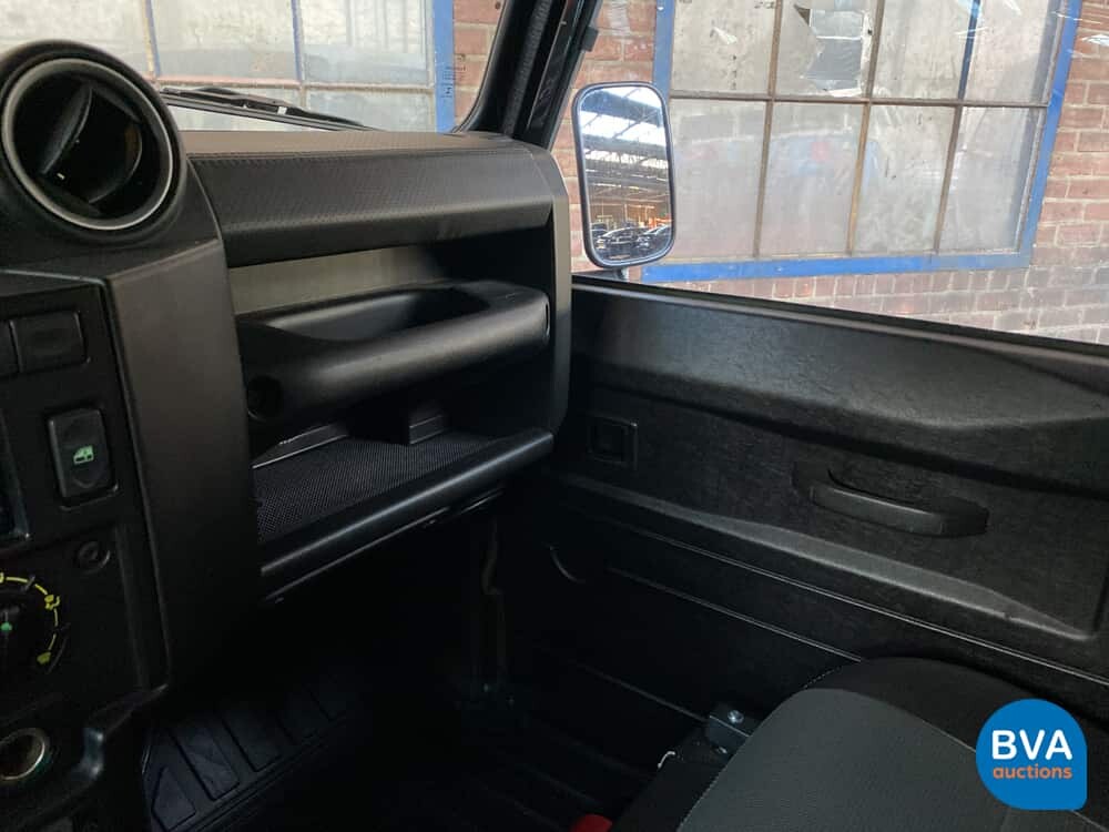 Land Rover Defender 90 Softtop Pick-Up 122 PS 2009 CUSTOM, V-095-RN.