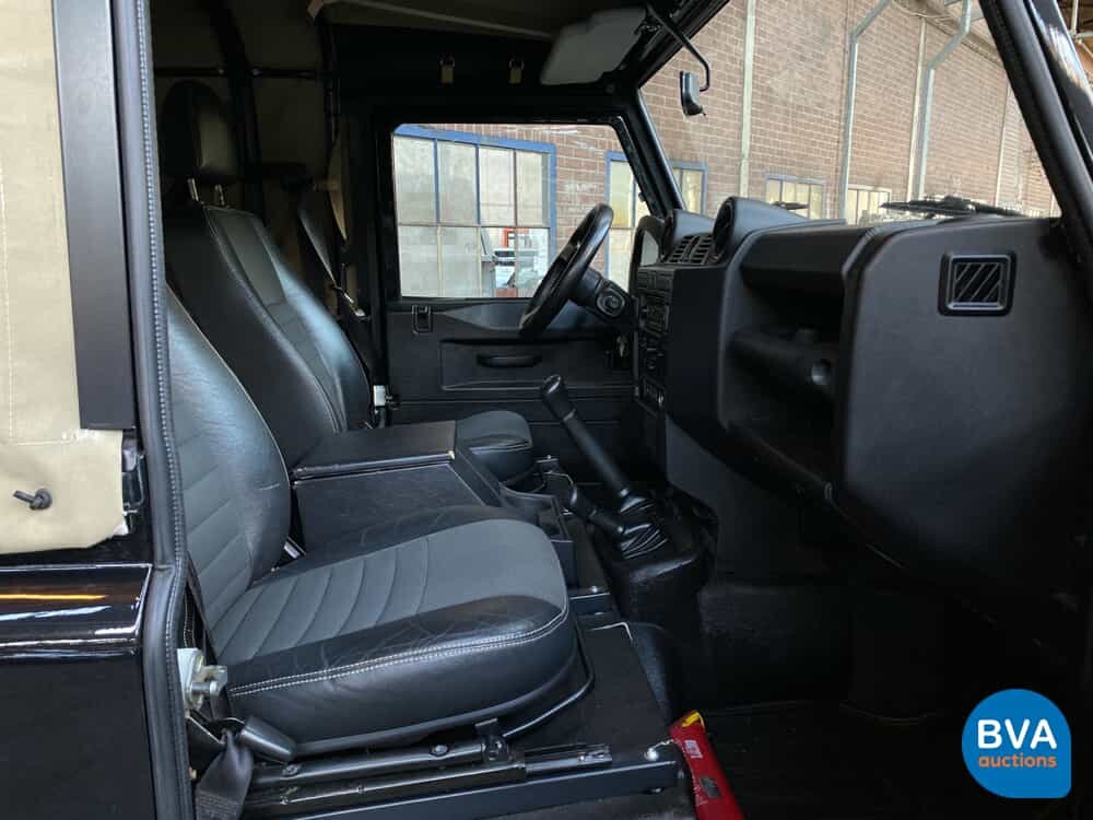 Land Rover Defender 90 Softtop Pick-Up 122 PS 2009 CUSTOM, V-095-RN.