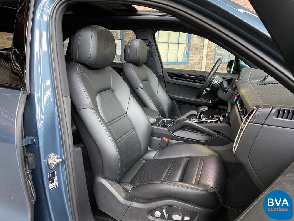 Porsche Cayenne S E-Hybrid 3.0 Sportchrono 462pk 2018 Plug-In Hybrid -Org NL-, TL-910-F.