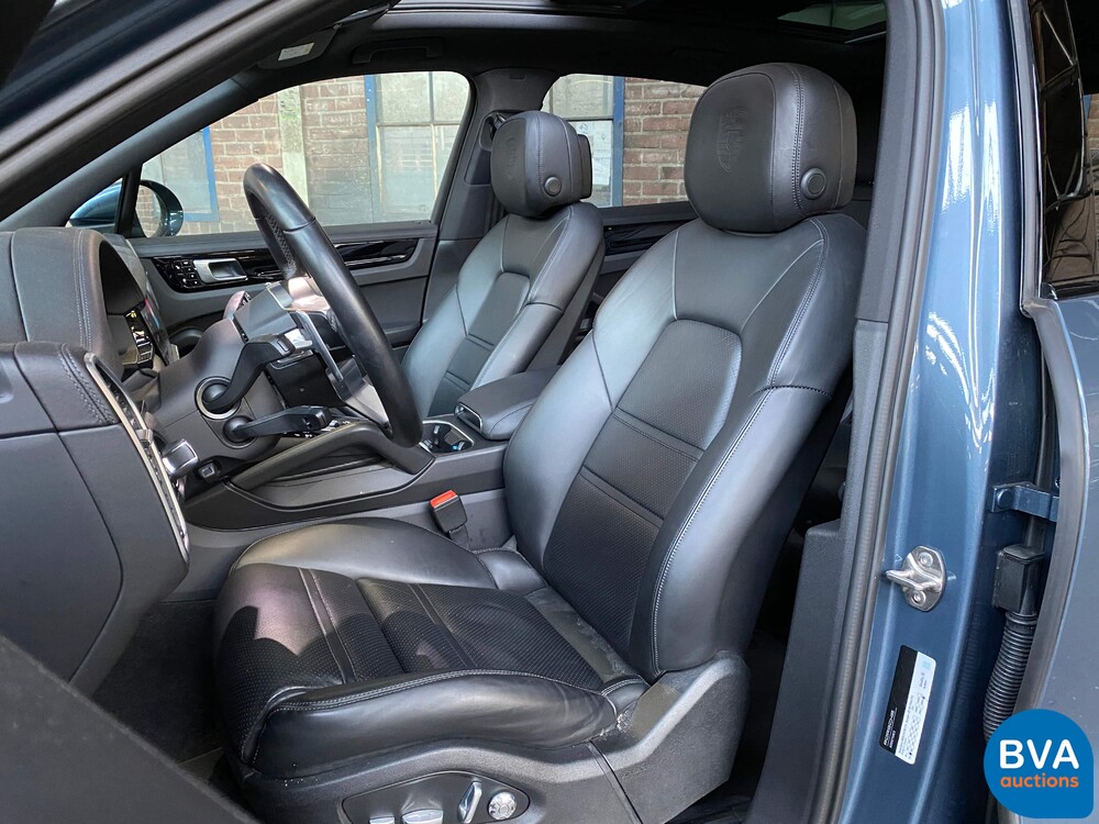 Porsche Cayenne S E-Hybrid 3.0 Sportchrono 462pk 2018 Plug-In Hybrid -Org NL-, TL-910-F.