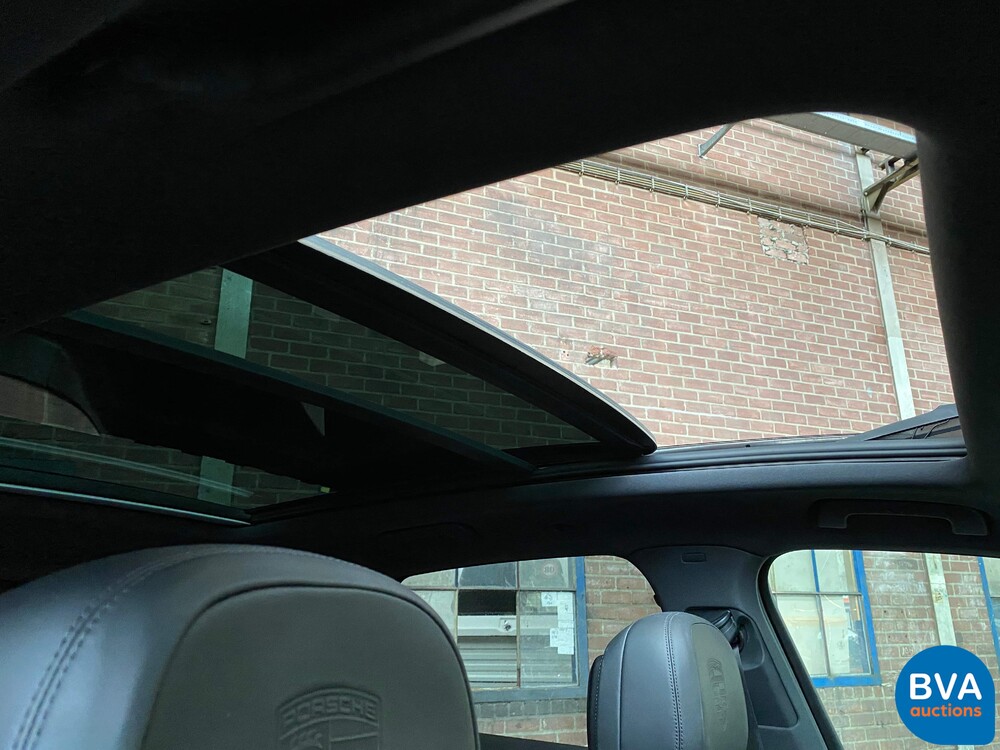 Porsche Cayenne S E-Hybrid 3.0 Sportchrono 462pk 2018 Plug-In Hybrid -Org NL-, TL-910-F.