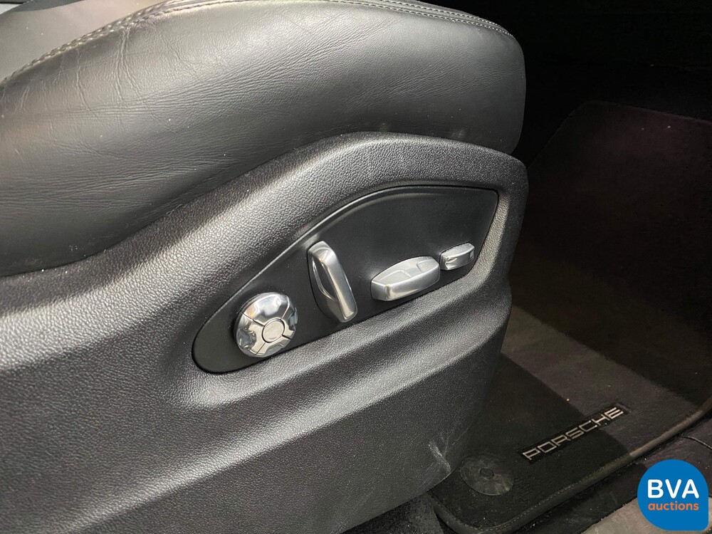 Porsche Cayenne S E-Hybrid 3.0 Sportchrono 462pk 2018 Plug-In Hybrid -Org NL-, TL-910-F.