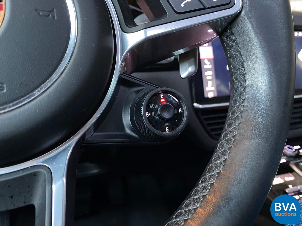 Porsche Cayenne S E-Hybrid 3.0 Sportchrono 462pk 2018 Plug-In Hybrid -Org NL-, TL-910-F.
