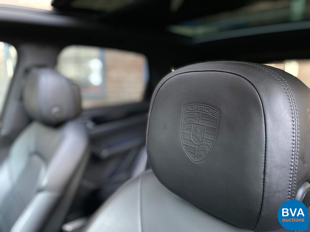 Porsche Cayenne S E-Hybrid 3.0 Sportchrono 462pk 2018 Plug-In Hybrid -Org NL-, TL-910-F.