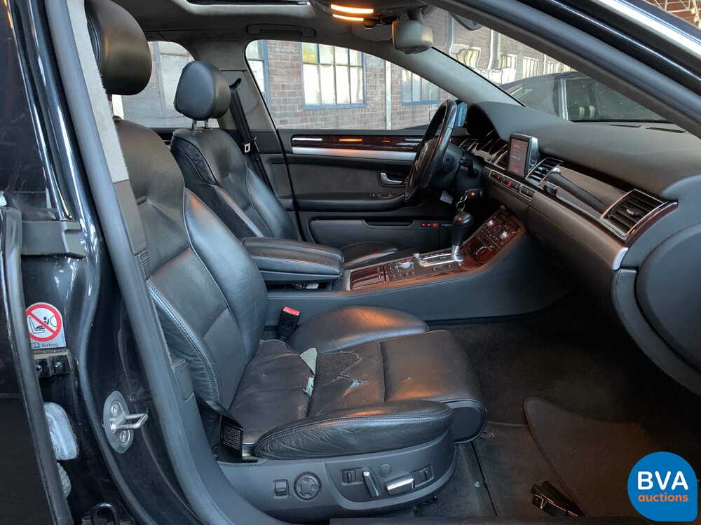 Audi A8 Lang 6.0 W12 Quattro Pro Linie 450 PS 2004, 69-RD-NX.