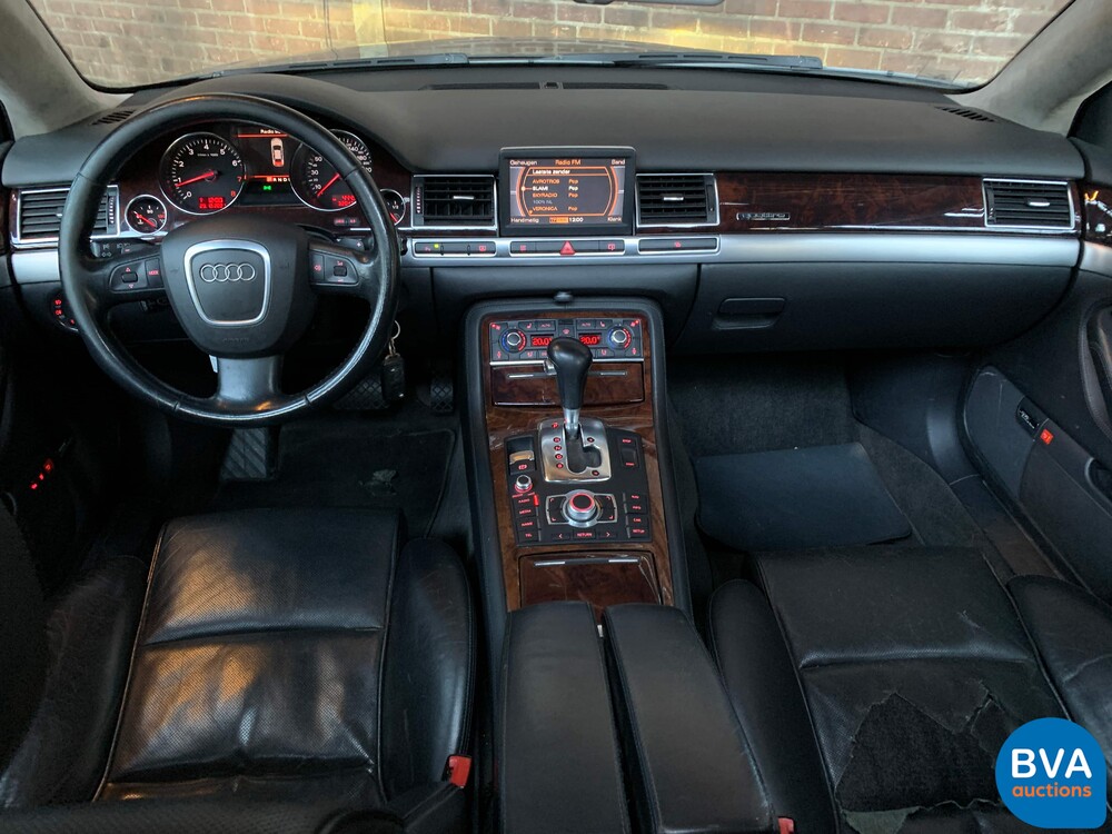 Audi A8 Lang 6.0 W12 Quattro Pro Linie 450 PS 2004, 69-RD-NX.