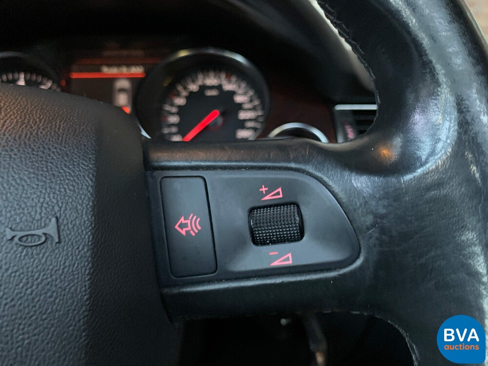 Audi A8 Lang 6.0 W12 Quattro Pro Linie 450 PS 2004, 69-RD-NX.