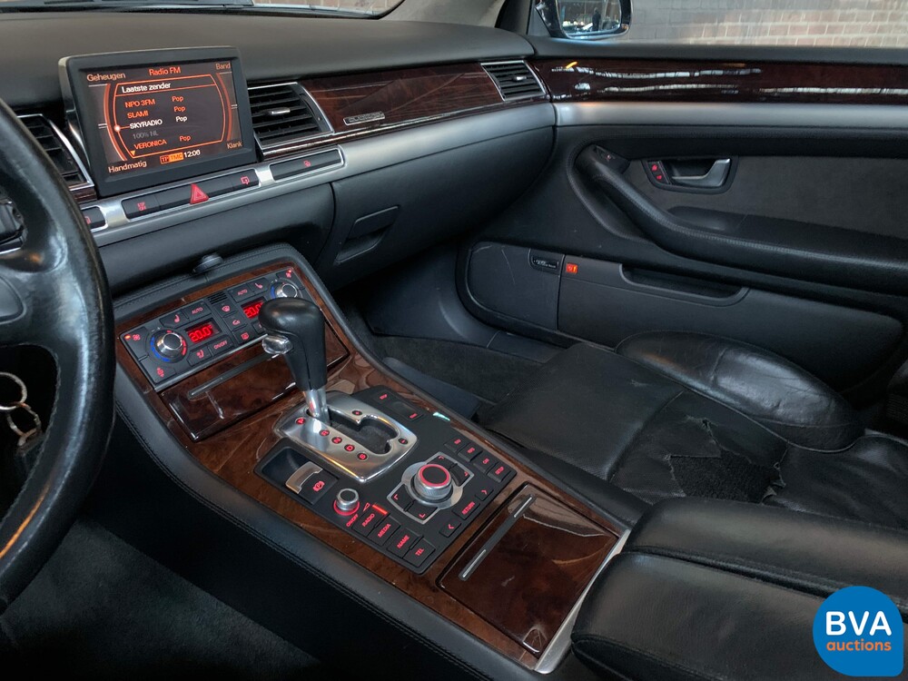 Audi A8 Lang 6.0 W12 Quattro Pro Linie 450 PS 2004, 69-RD-NX.