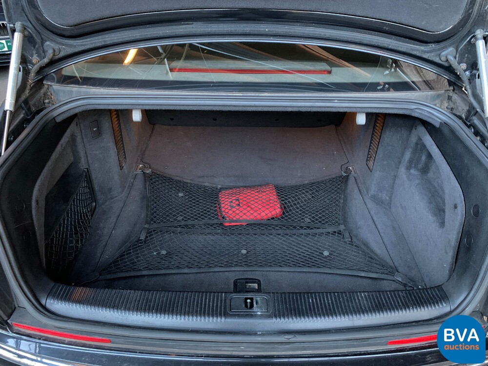 Audi A8 Lang 6.0 W12 Quattro Pro Linie 450 PS 2004, 69-RD-NX.