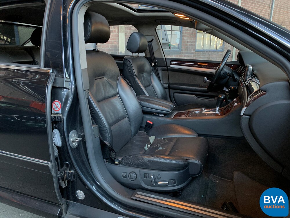 Audi A8 Lang 6.0 W12 Quattro Pro Linie 450 PS 2004, 69-RD-NX.